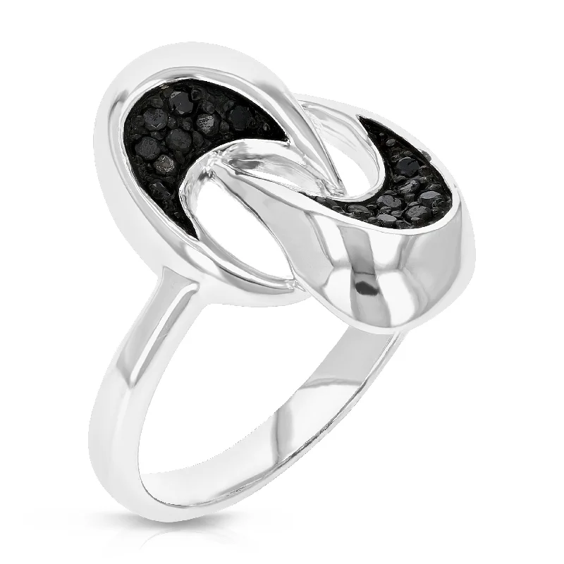 Sterling Silver Black Diamond Ring (0.15 cttw)