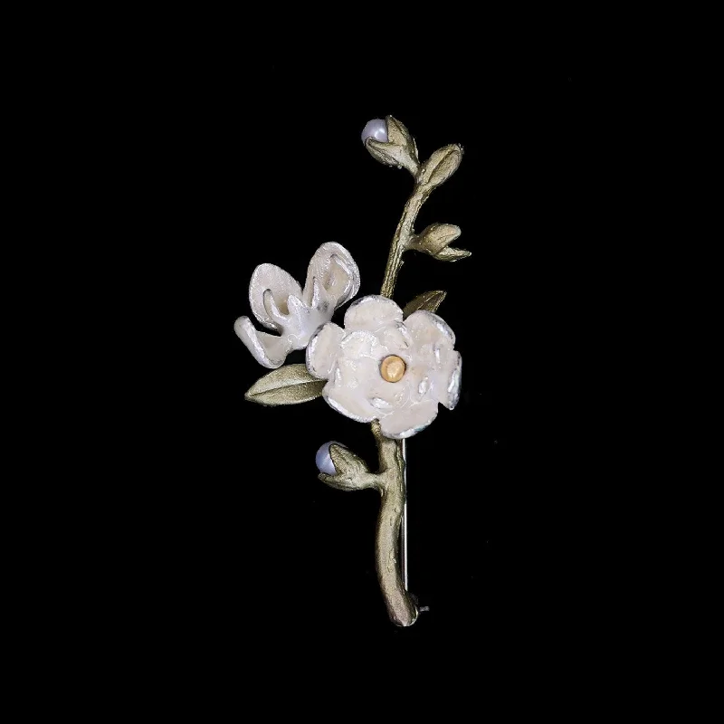 Magnolia Brooch - Flower Statement